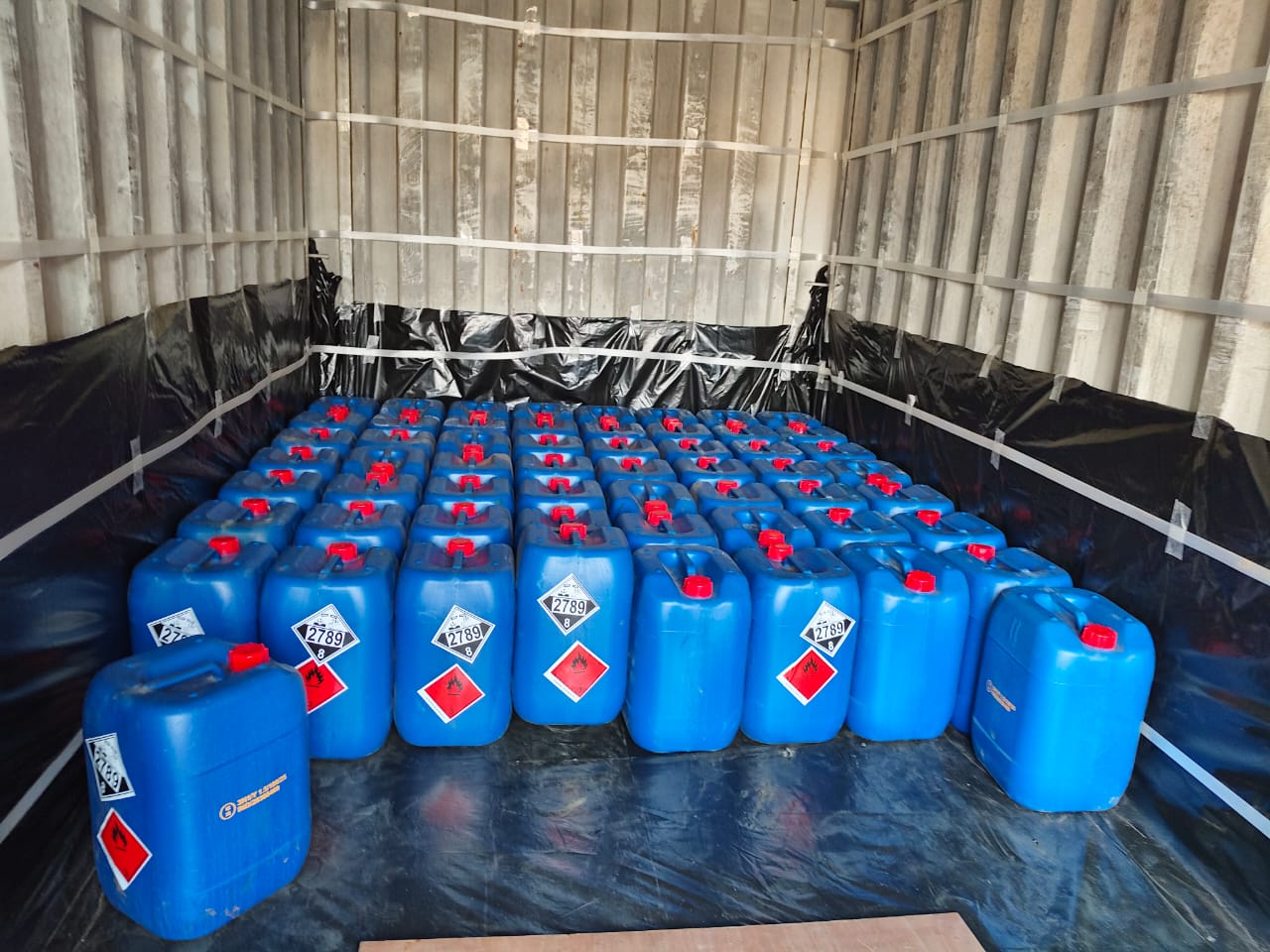 Acetic Acid (CH₃COOH) - Image 4