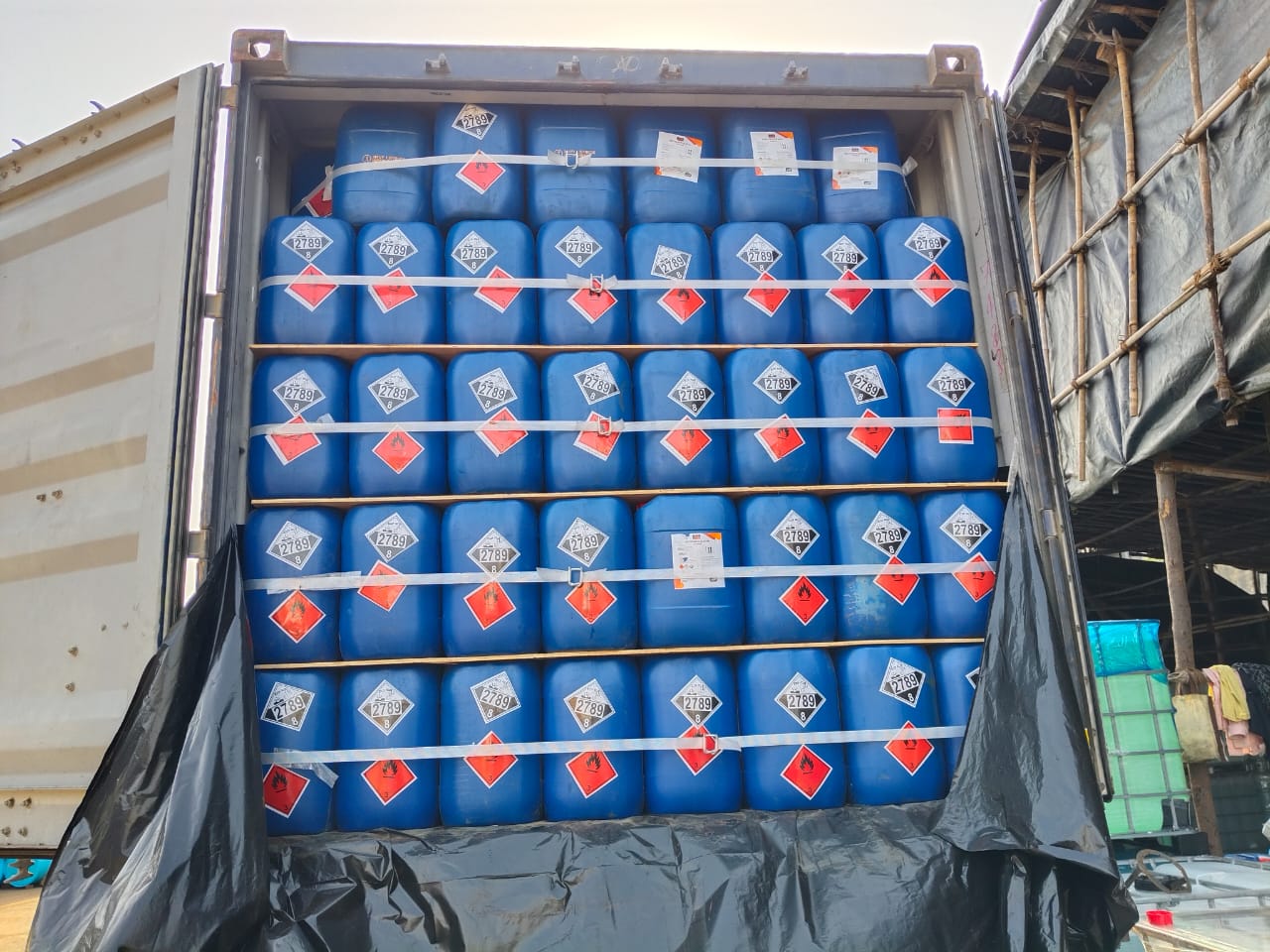 Acetic Acid (CH₃COOH) - Image 2